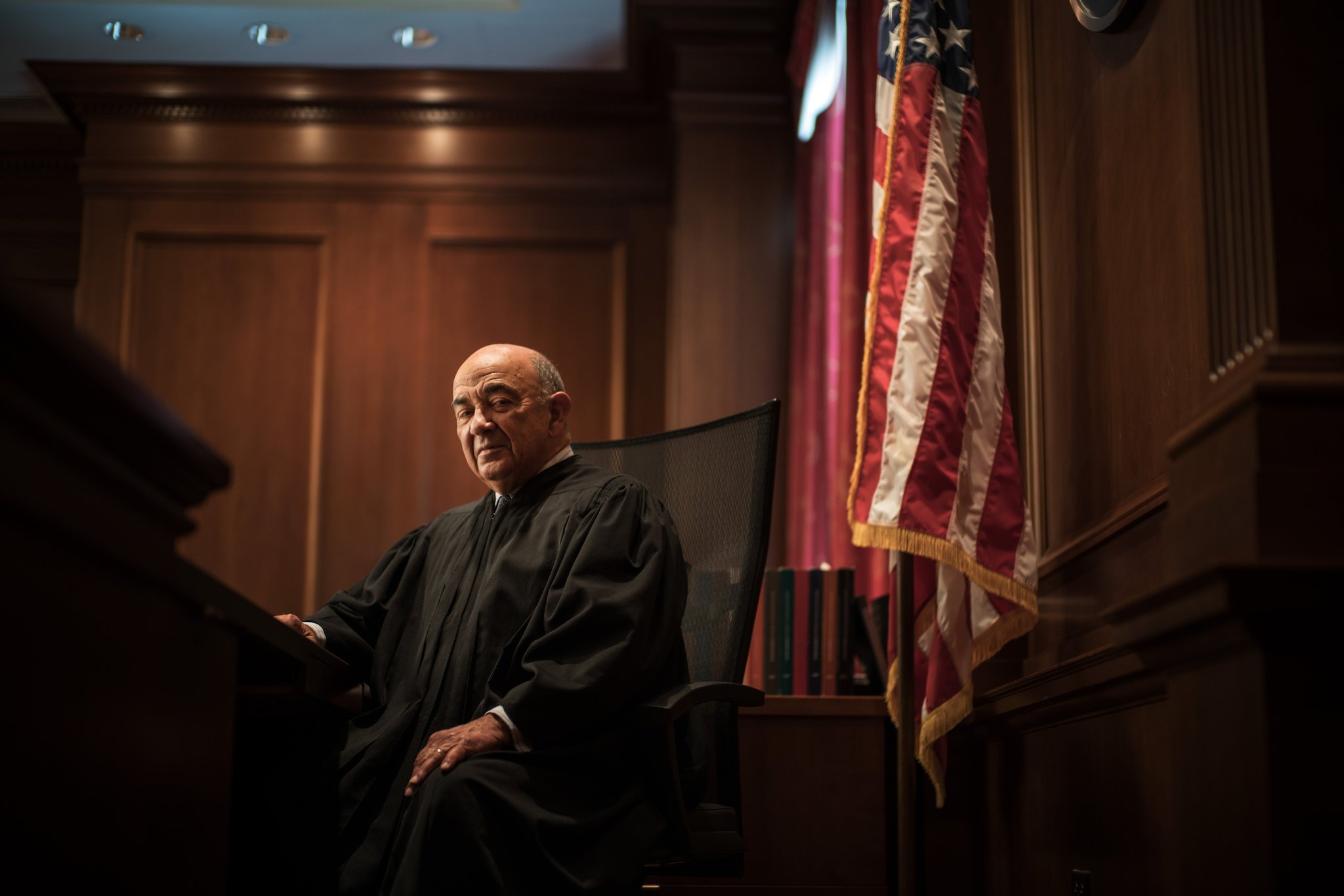 Кой е Алвин Хелърстийн – 92-годишният съдия, който ръководи делото срещу Николас Мадуро