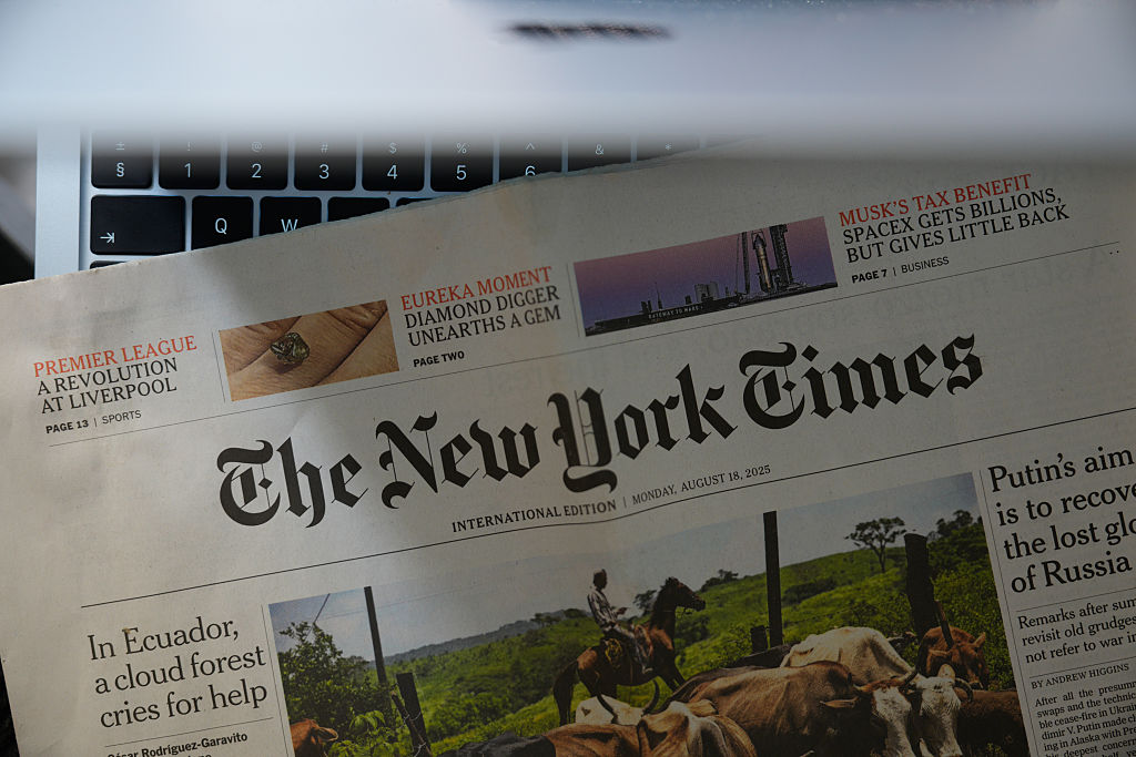 Съдия отхвърли иска на Тръмп за $15 млрд. срещу New York Times