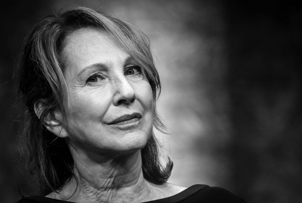 Почина френската актриса Натали Бай