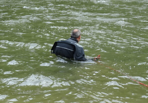 Водолази спасиха 17-годишно момче, влязло в придошла река край село Шемшево
