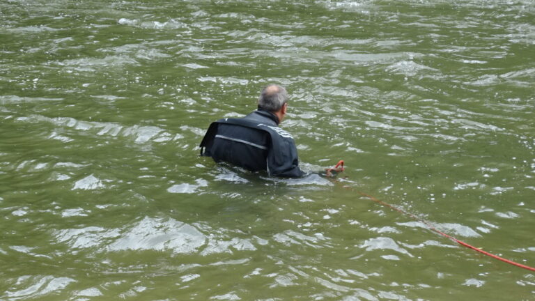 Водолази спасиха 17-годишно момче, влязло в придошла река край село Шемшево