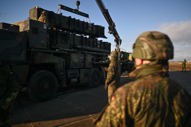 Гърция вече охранява българското небе