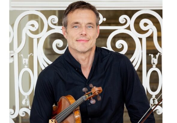 Виртуозният цигулар Кристиян Шол за първи път на българска сцена - като солист на Виена Грандбал Оркестър