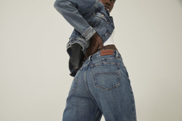 Salsa Jeans вече са в България - дънките, които вадят най-доброто от тялото ви
