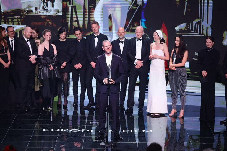 Sentimental Value триумфира на Европейските филмови награди