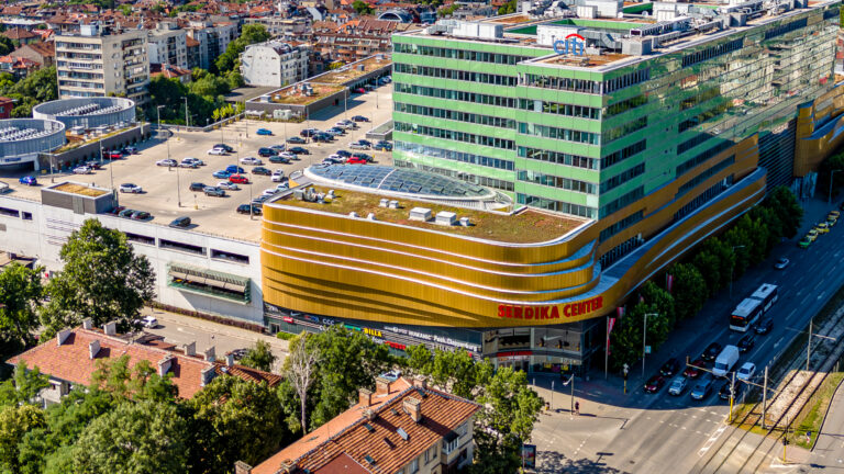 Празнично работно време на Serdica Center