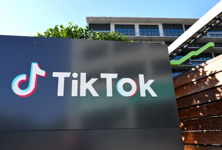 Китай е одобрил продажбата на TikTok, твърди министърът на финансите Скот Бесънт