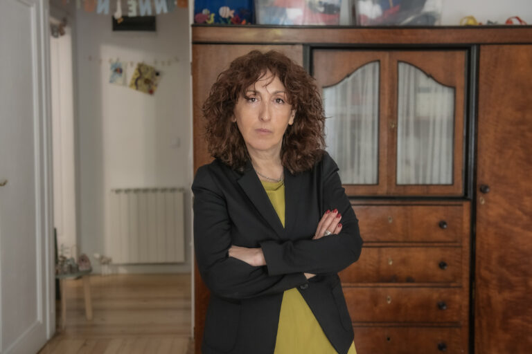 Където децата говорят, а възрастните наистина слушат – „Приказната къща“ на Илияна Милева