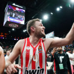 Александър Везенков бе над всички при успех над "Барселона"