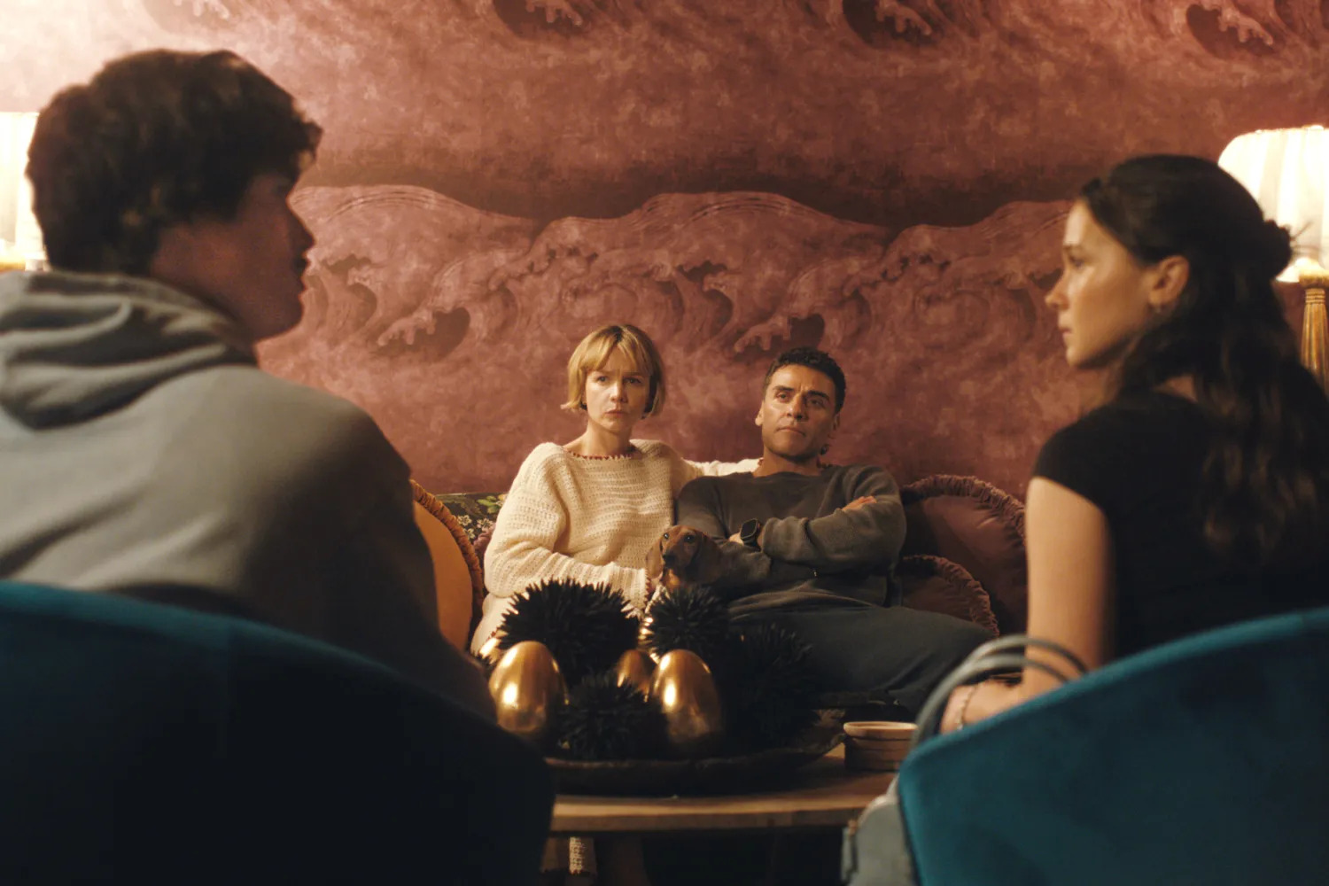 Сериалът Beef се завръща с токсична любов в клуба на богатите