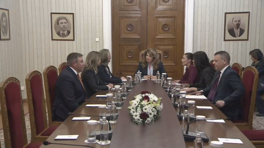 ГЕРБ-СДС предложи да смени председателя на парламента, за да стане той служебен премиер