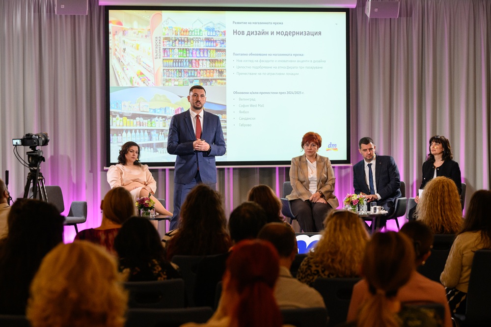Оборотът на dm в България доближи половин милиард лева