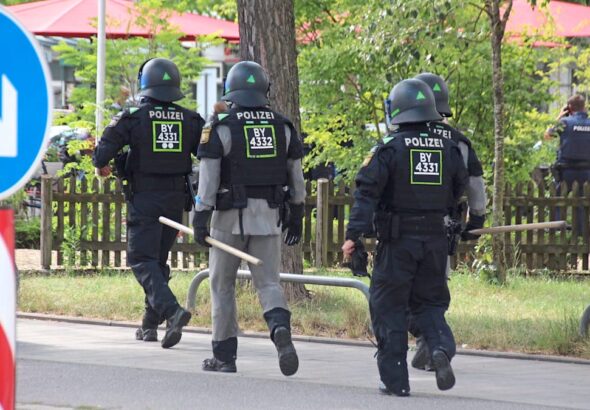 Мъж загина при заложническа криза в германска банка