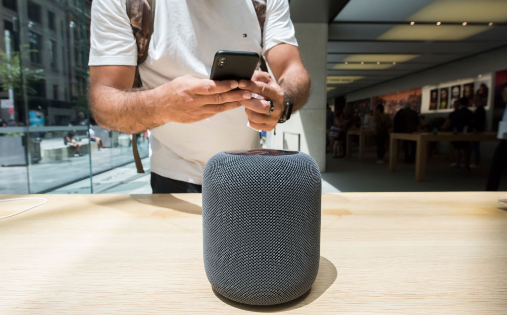 Apple е готова да плати $95 млн., за да уреди дело, че е подслушвал свои потребители