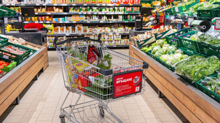 Да обединим традициите с технологиите и да тестваме колко време отнема великденското пазаруване