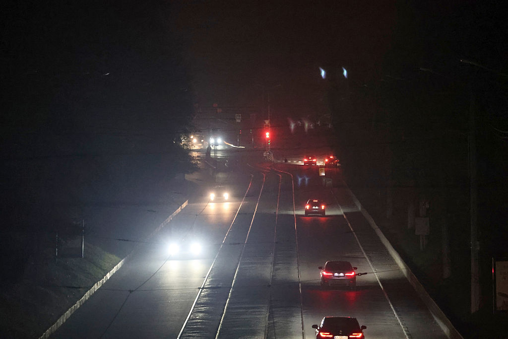 Руски атаки прекъснаха електрозахранването и отоплението в Южна Украйна