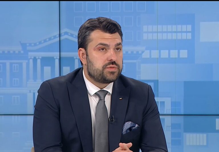 Георг Георгиев дава въздушен коридор за Путин, още преди да е поискан