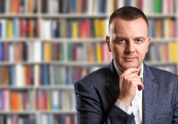 Петър Ганев, ИПИ: Обещанията за свиване на разходите в бюджета остават само на хартия