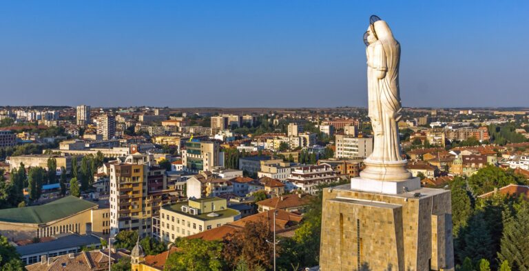 В София не може, в Хасково не е проблем. Цените за зона и там скачат - с вот от ГЕРБ и ДПС на Пеевски