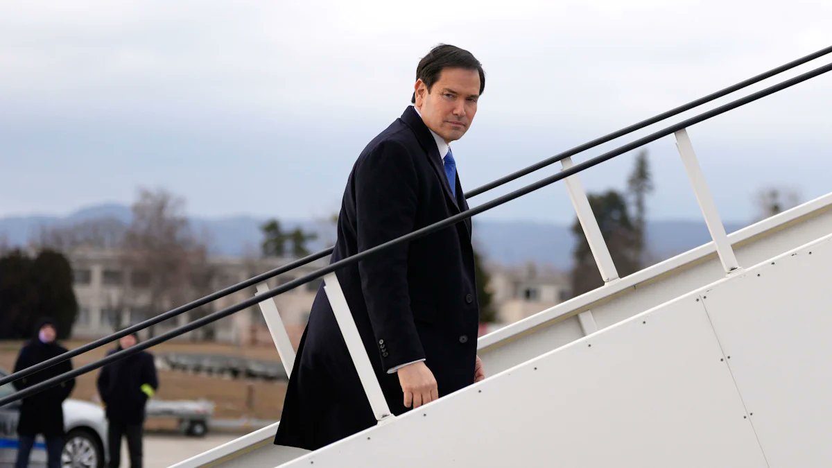 Рубио посети „приятеля“ на Тръмп Виктор Орбан преди изборите в Унгария