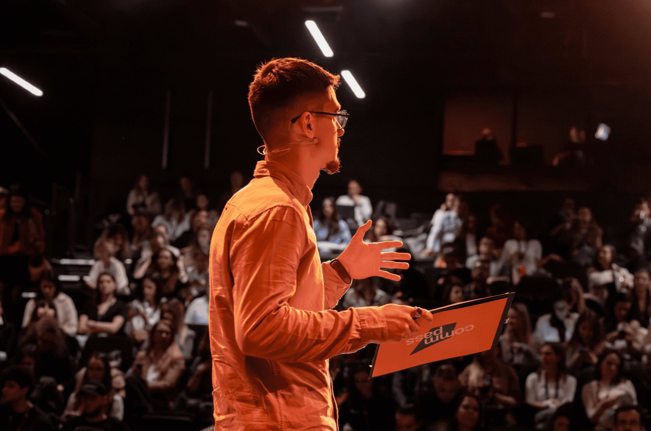 Форумът COMMPASS SUMMIT събра световни лидери в комуникациите и маркетинга в София