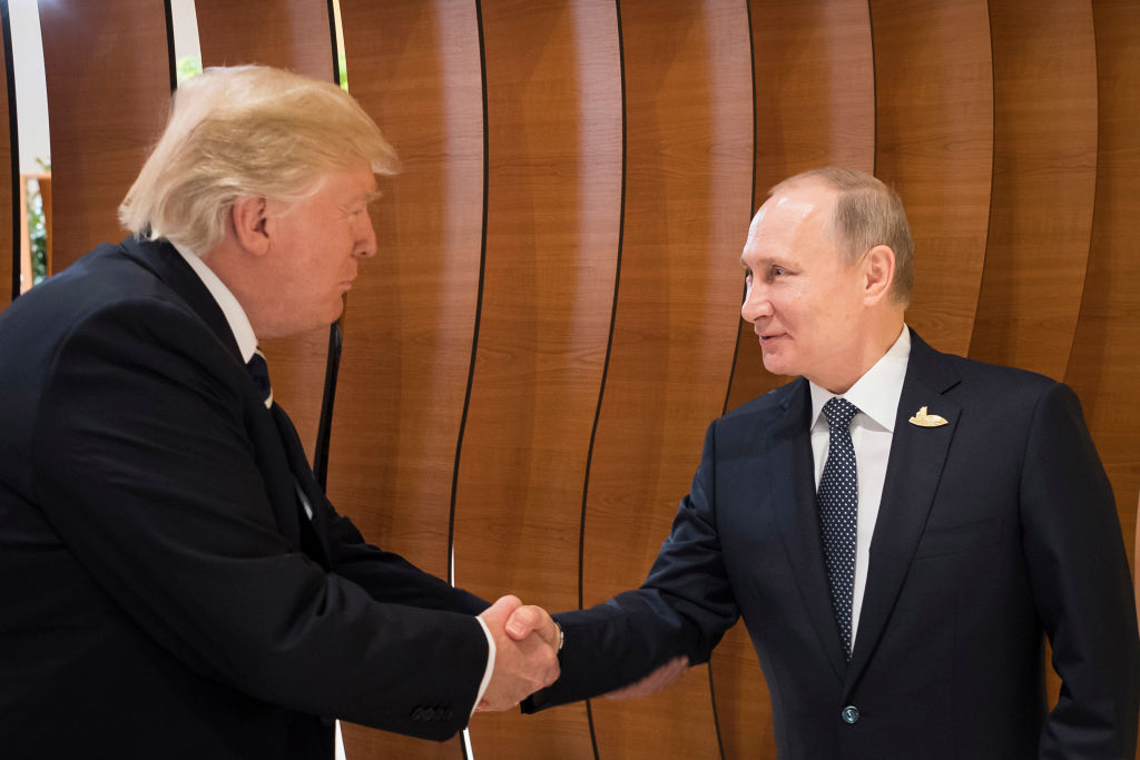 След разговор с Путин Тръмп обяви, че "незабавно" започва преговори за мир в Украйна