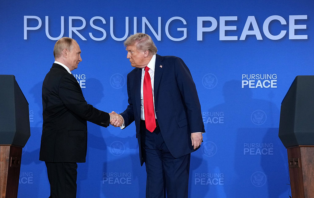 Историческата среща между Тръмп и Путин завърши без сделка и отговори за бъдещето на Украйна
