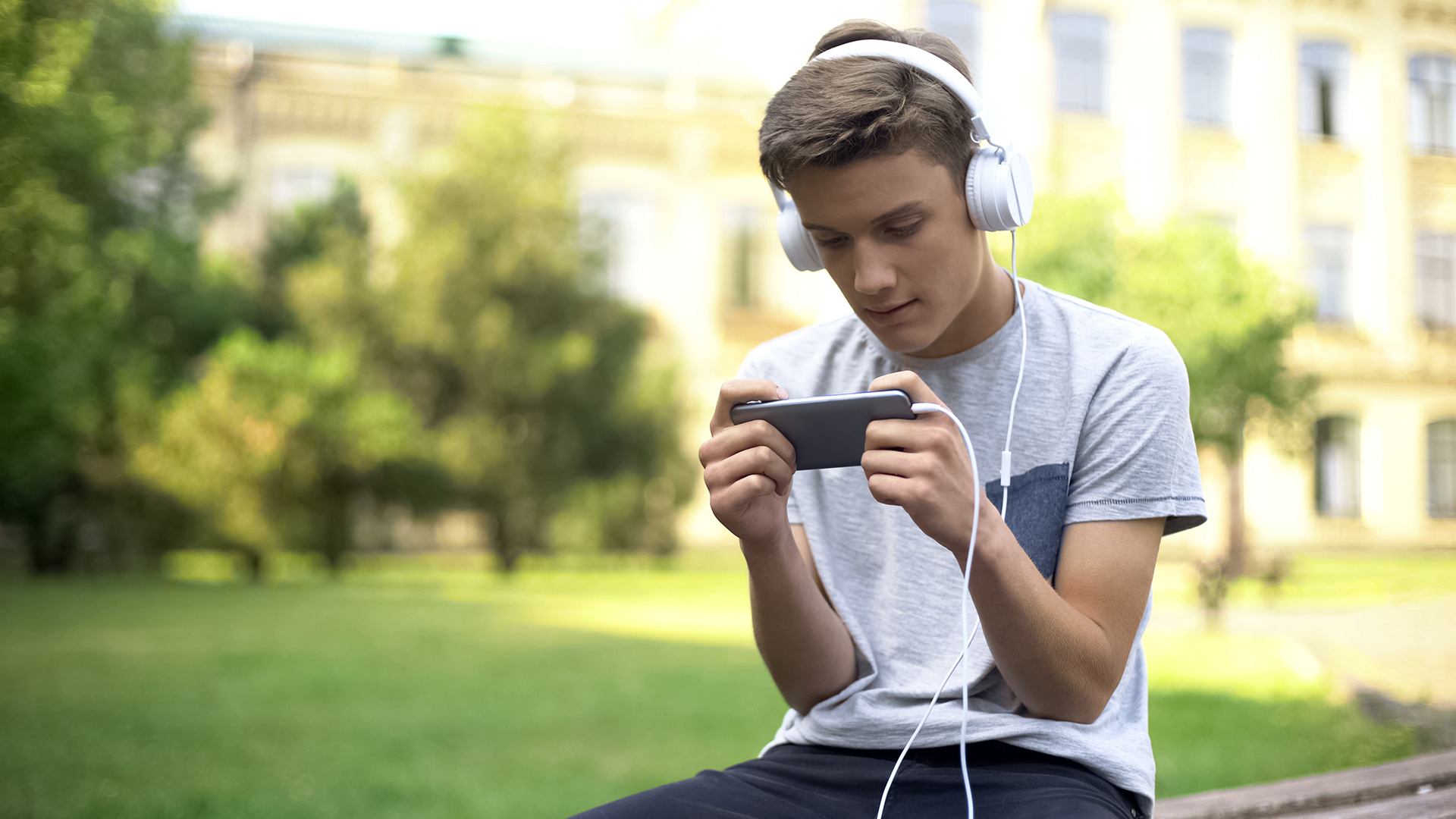 Дигиталната безопасност като детска игра