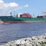 Търговски кораб е поразен от дронове край Шабла в Черно море
